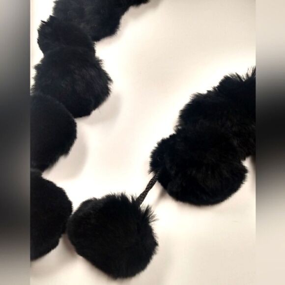 Vintage Fur Ball Black Scarf Winter Women's Accessories - Picture 8 of 10